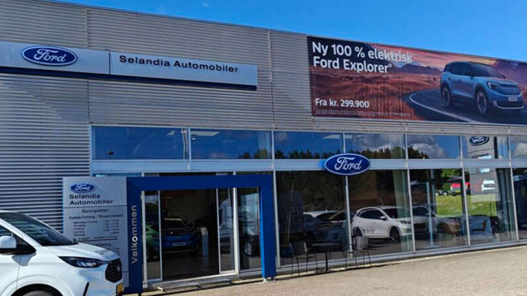 Selandia Automobiler Facade Nykøbing F