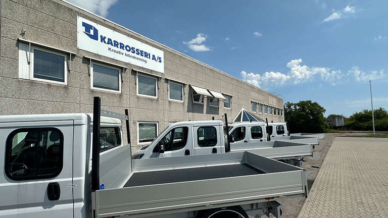 TJ Karrosseri Facade 2026