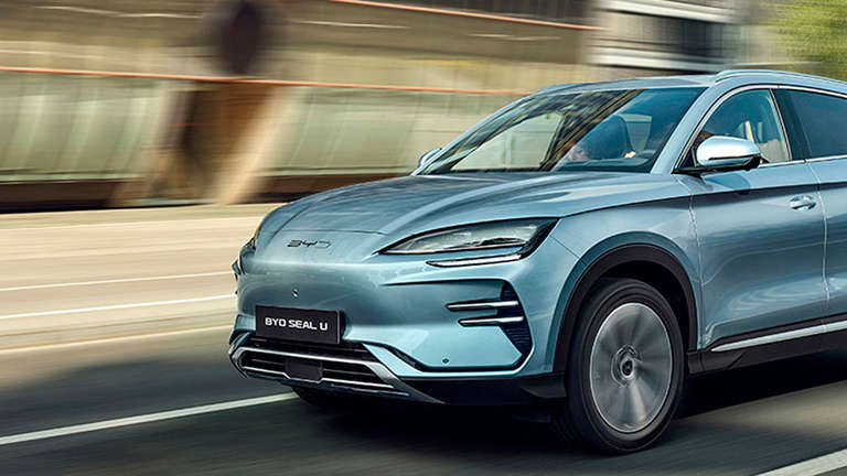 BYD Seal U Front 2025