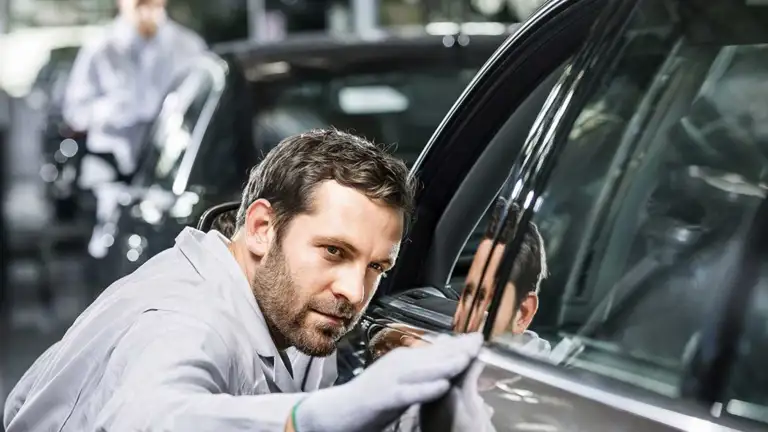 Volkswagen Pladeværksted 2024
