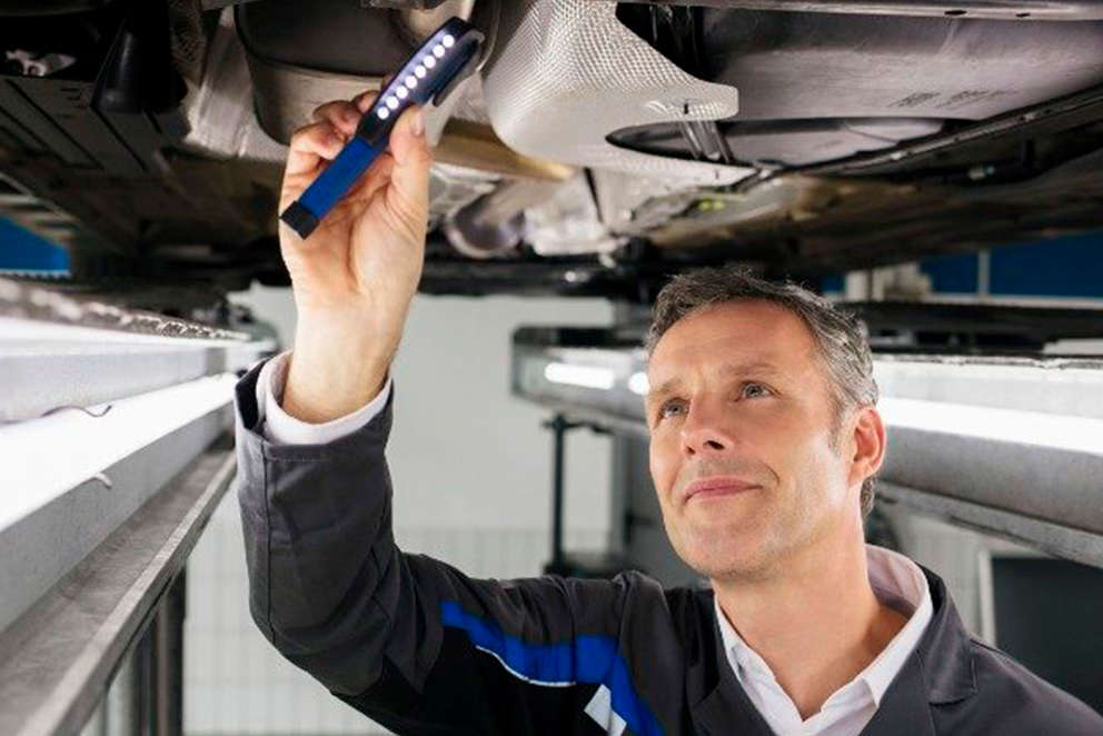 Ford Service Fabriksbillede 2