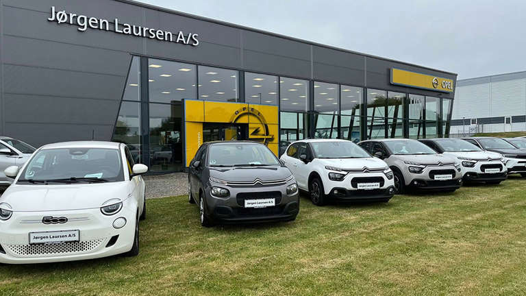 Jørgen Laursen Facade 2025